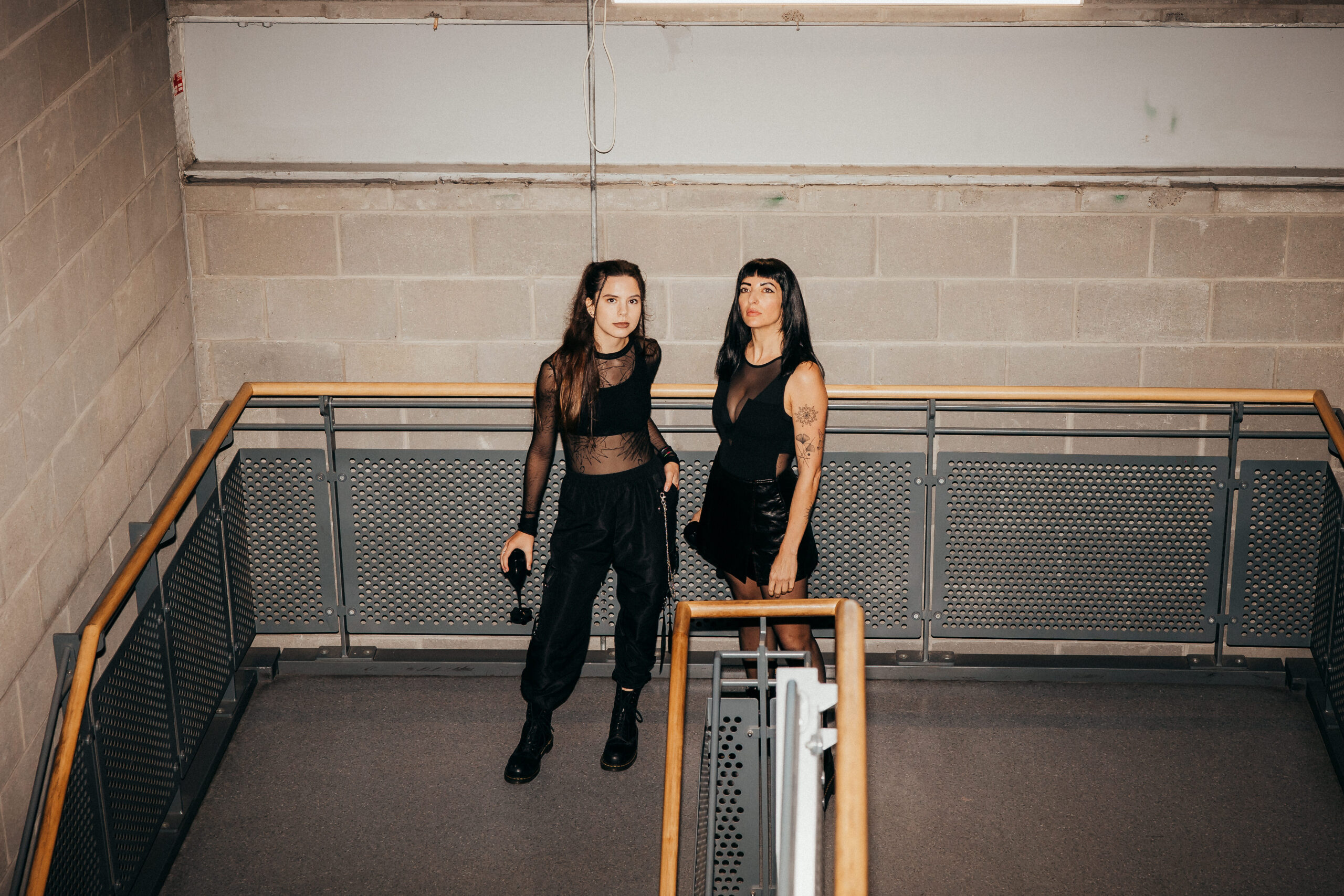 Amber Broos & Juliet Fox Team Up for Hard Techno Cut 'Comedown' on Tomorrowland Music